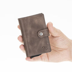 Carlov Leather Mechanical Card Holder Bouletta